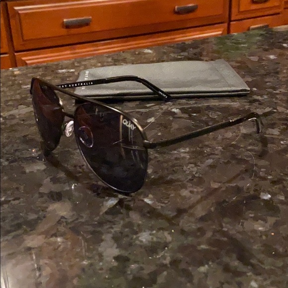 Quay sunglasses! - Picture 3 of 3